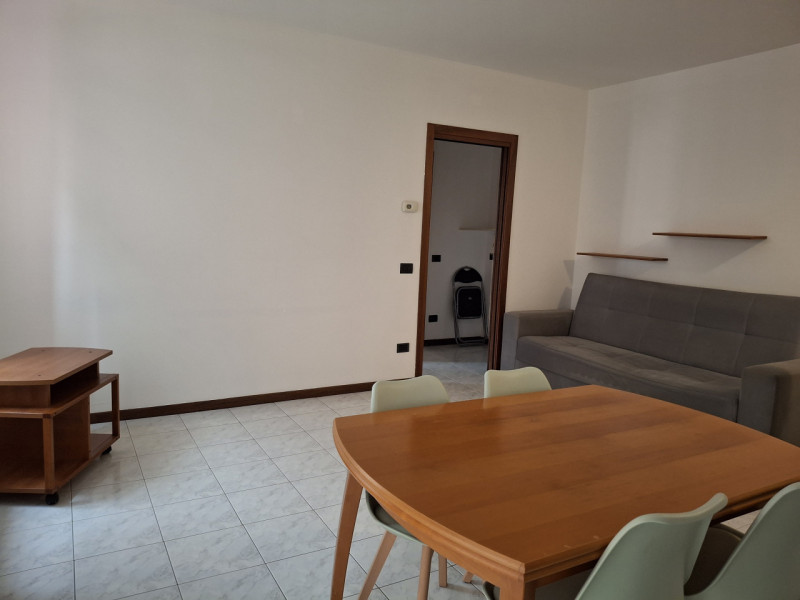 Massanzago: comodo a tutti i servizi disponibile al piano terra mini appartamento. Presenta: sogg...