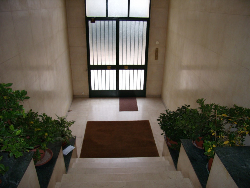 In una bella palazzina, tenuta con cura, in una zona tranquillissima del quartiere di Brusegana è...