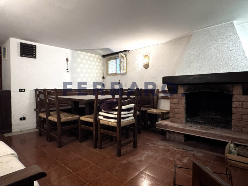 Treviso, San Zeno, Codice YA20
Proponiamo in affitto esclusiva porzione di bifamiliare di 140 mq,...