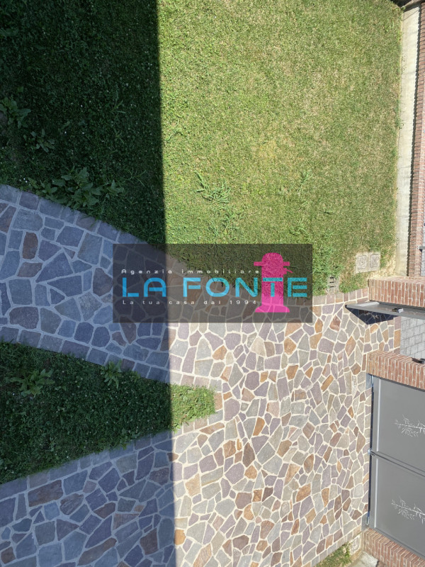 FIUMICELLO DI CAMPODARSEGO in posizione tranquilla ma comoda al centro SPAZIOSE NUOVE PORZIONI DI...