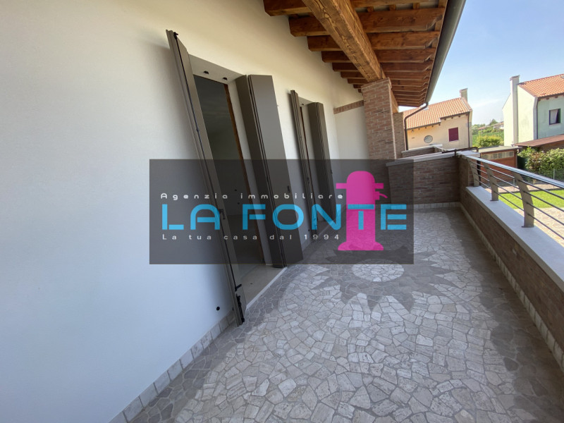 FIUMICELLO DI CAMPODARSEGO in posizione tranquilla ma comoda al centro SPAZIOSE NUOVE PORZIONI DI...