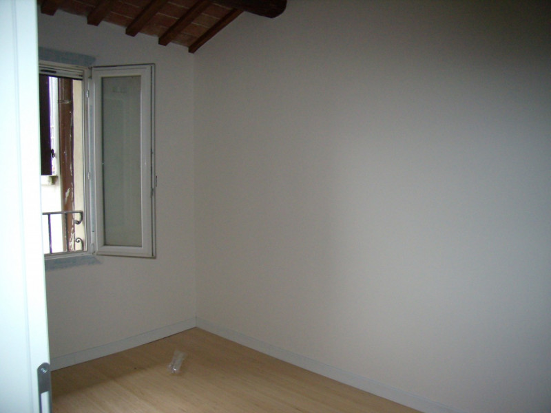 A Montà sarà disponibile dal 1 gennaio, una splendida porzione di casale antico ristrutturata poc...