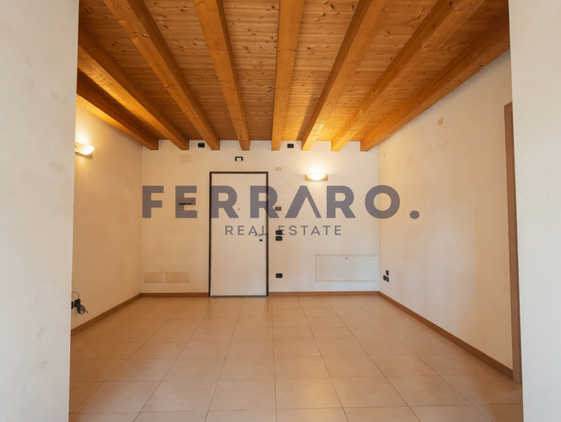 Treviso, zona Castellana – Codice IV6

Proponiamo in vendita elegante appartamento trilocale con ...