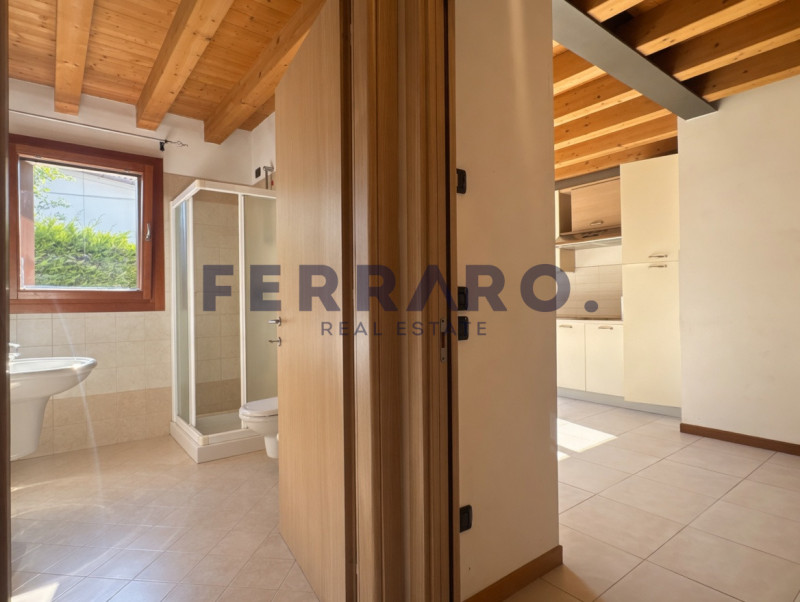 Treviso, zona Castellana – Codice IV6

Proponiamo in vendita elegante appartamento trilocale con ...
