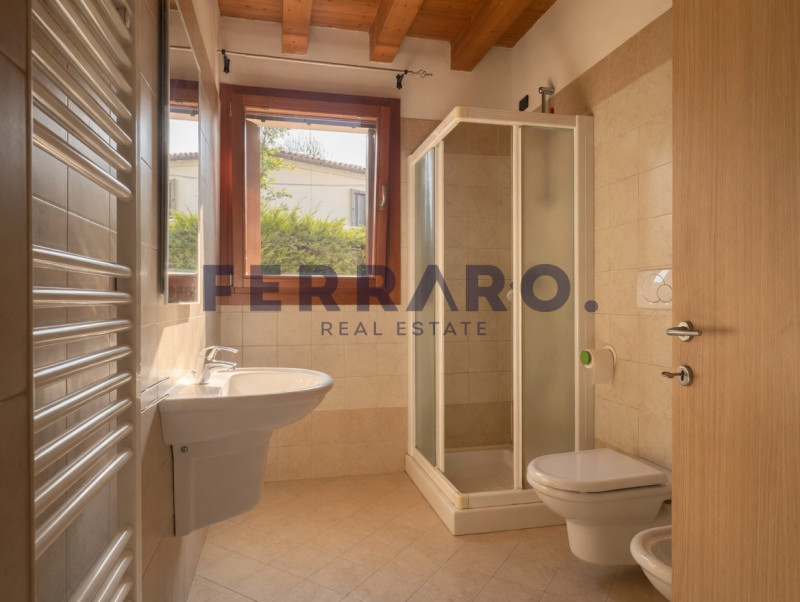 Treviso, zona Castellana – Codice IV6

Proponiamo in vendita elegante appartamento trilocale con ...
