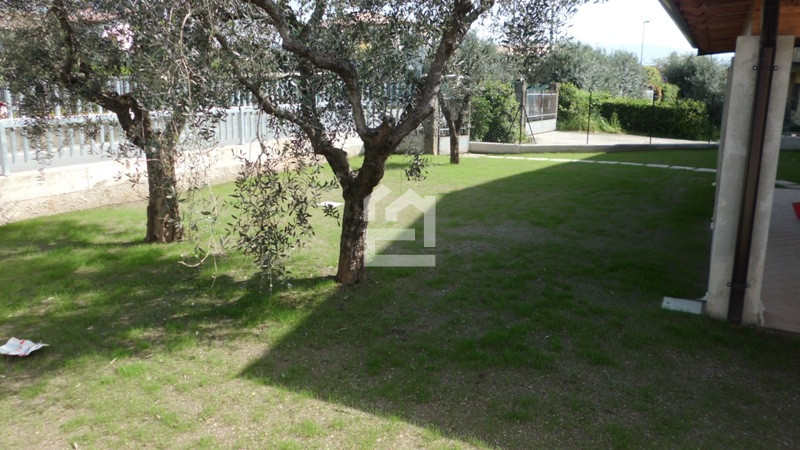 Puegnago sul Garda Affitto Appartamento quadrilocale