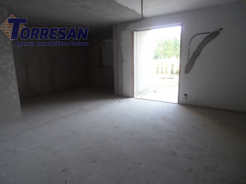 CASA SINGOLA ACCOSTATA
SAN CARLO  PLEBISCITO  fine via Cardinal Callegari, zona verde, comoda all...