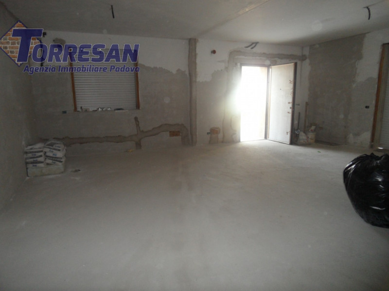 CASA SINGOLA ACCOSTATA
SAN CARLO  PLEBISCITO  fine via Cardinal Callegari, zona verde, comoda all...