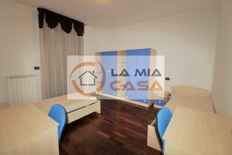 VENDO Stanze e Posti letto a Legnaro – foto 1