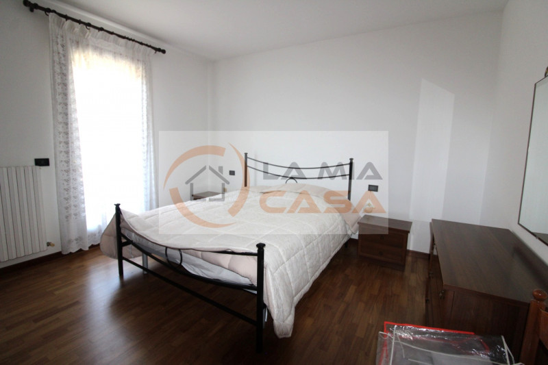 LEGNARO: RICHIESTO CONTRATTO DI LOCAZIONE DI TIPO TRANSITORIO DELLA DURATA MASSIMA DI 18 MESI. 
R...