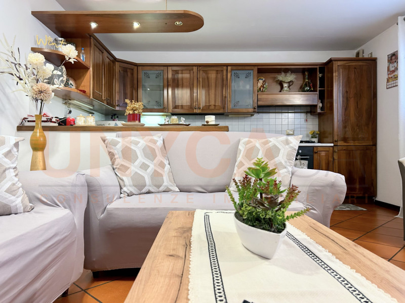 MESTRINO: proponiamo appartamento perfetto per famiglie che cercano un ambiente sereno e comodo a...