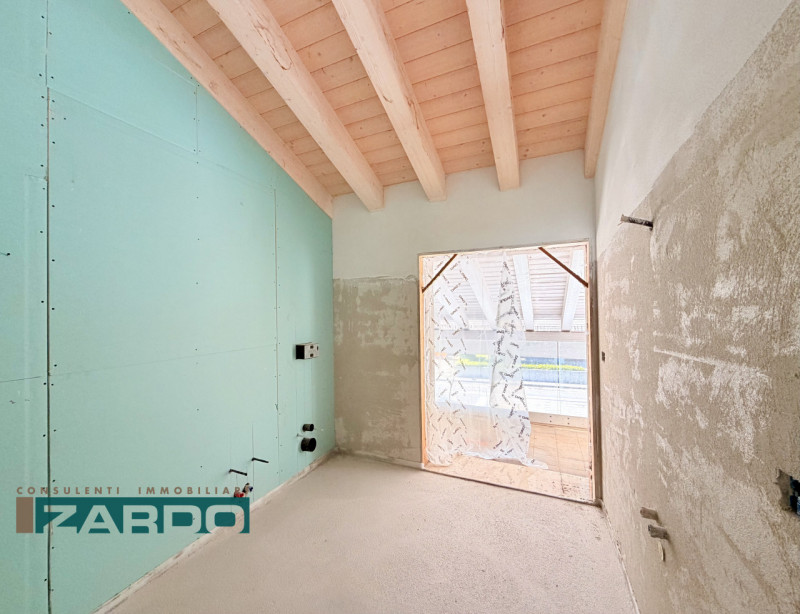 Rif. B-001 (per info 350 5383983 | Giacomo)

In tranquilla zona residenziale, comoda al centro di...
