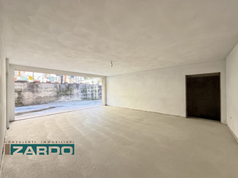 Rif. B-001 (per info 350 5383983 | Giacomo)

In tranquilla zona residenziale, comoda al centro di...