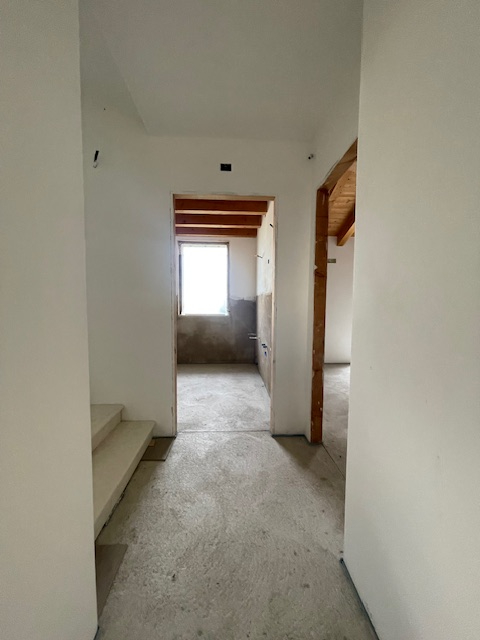 CAMPODARSEGO FIUMICELLO ULTIMA BIFAMILIARE. 
In centro paese comoda ai servizi, scuole e negozi d...