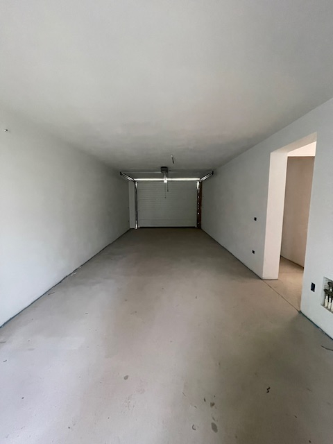 CAMPODARSEGO Frazione ULTIMA BIFAMILIARE.
In centro paese comoda ai servizi, scuole e negozi di p...