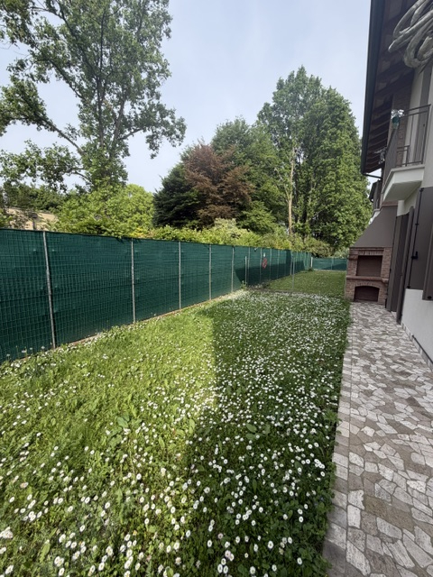 CAMPODARSEGO Frazione ULTIMA BIFAMILIARE.
In centro paese comoda ai servizi, scuole e negozi di p...