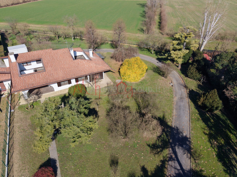 PADOVA ZONA PALTANA - Nel cuore della zona più ricercata e tranquilla della Paltana, proponiamo i...