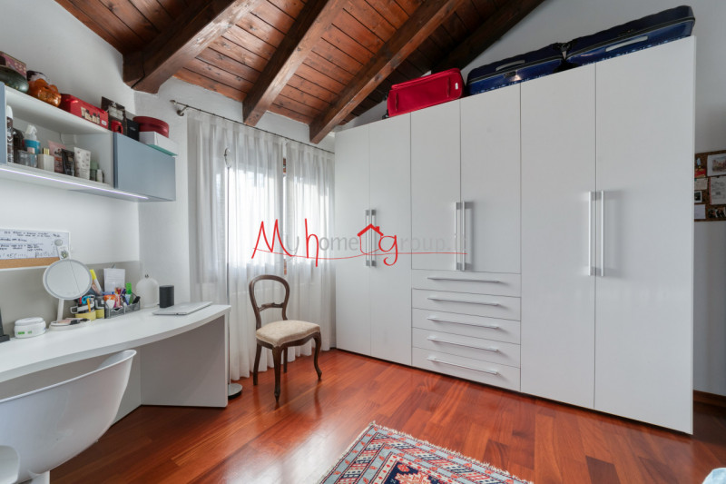 PADOVA ZONA PALTANA (Rif. V320-P) - In posizione centralissima, comoda a tutti i servizi, proponi...