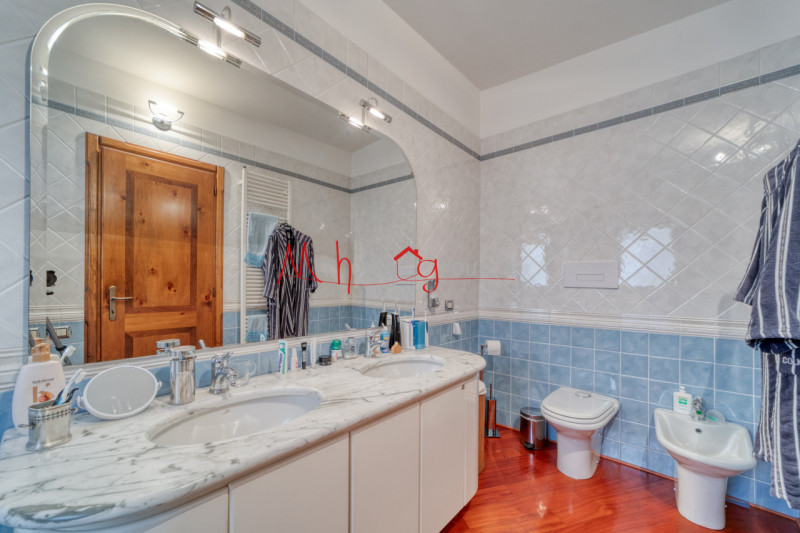 PADOVA ZONA PALTANA (Rif. V320-P) - In posizione centralissima, comoda a tutti i servizi, proponi...