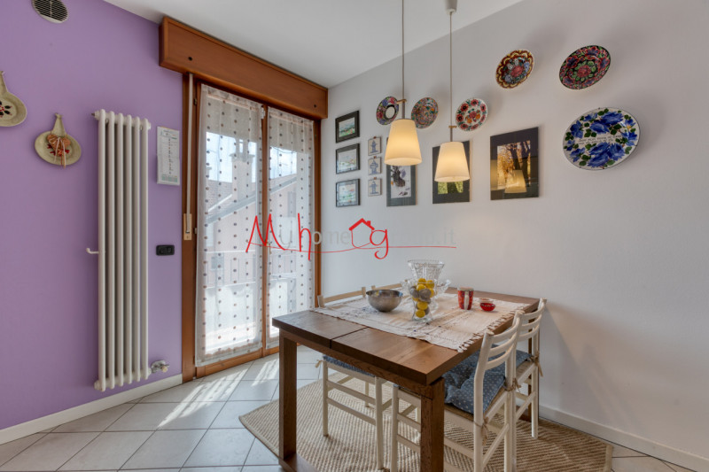 PADOVA ZONA MANDRIA - In zona interna e tranquilla, luminoso appartamento in piccolo condominio d...