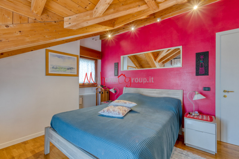 PADOVA ZONA MANDRIA - In zona interna e tranquilla, luminoso appartamento in piccolo condominio d...