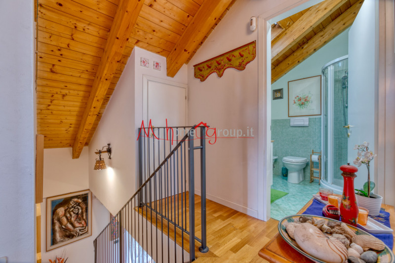 PADOVA ZONA MANDRIA - In zona interna e tranquilla, luminoso appartamento in piccolo condominio d...