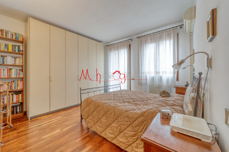 PADOVA ZONA VOLTABRUSEGANA - (Rif. V261P) - Proponiamo in vendita casa a schiera di testa, dispos...