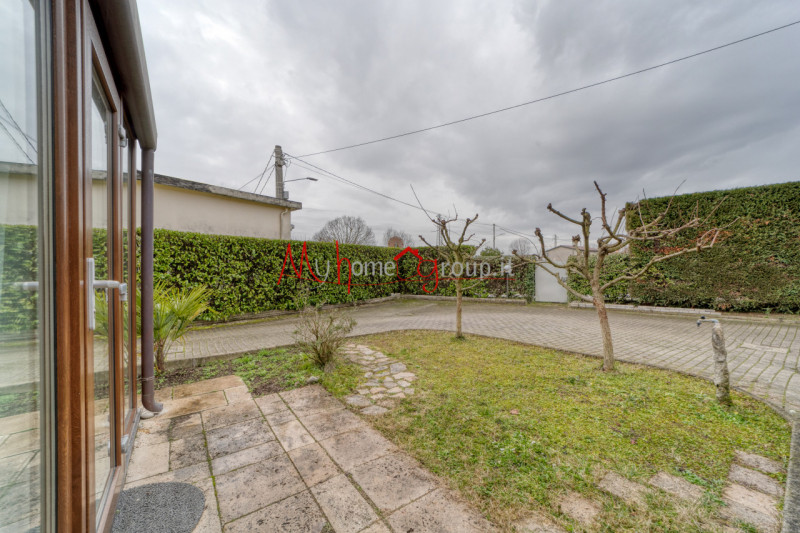 PADOVA ZONA VOLTABRUSEGANA - (Rif. V261P) - Proponiamo in vendita casa a schiera di testa, dispos...