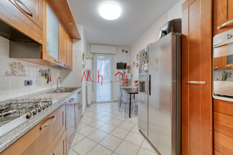 PADOVA ZONA MANDRIA: Appartamento ristrutturato con garage in zona servita

In contesto tranquill...