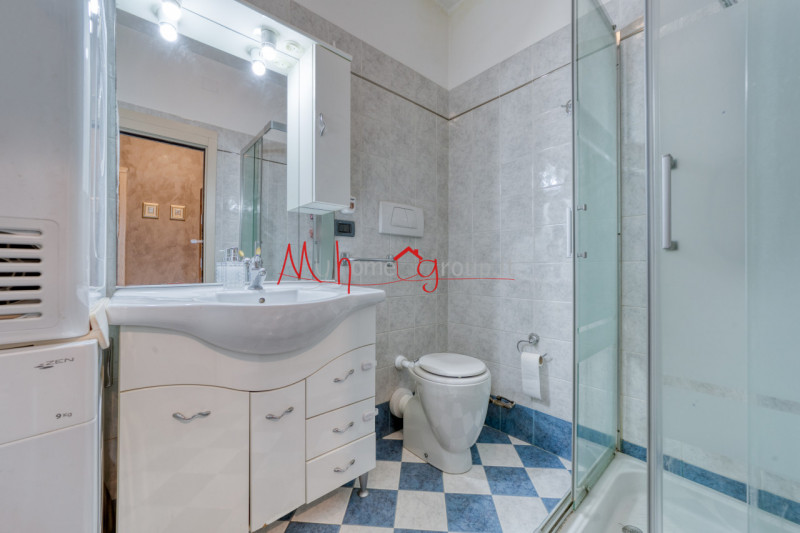 PADOVA ZONA MANDRIA: Appartamento ristrutturato con garage in zona servita

In contesto tranquill...