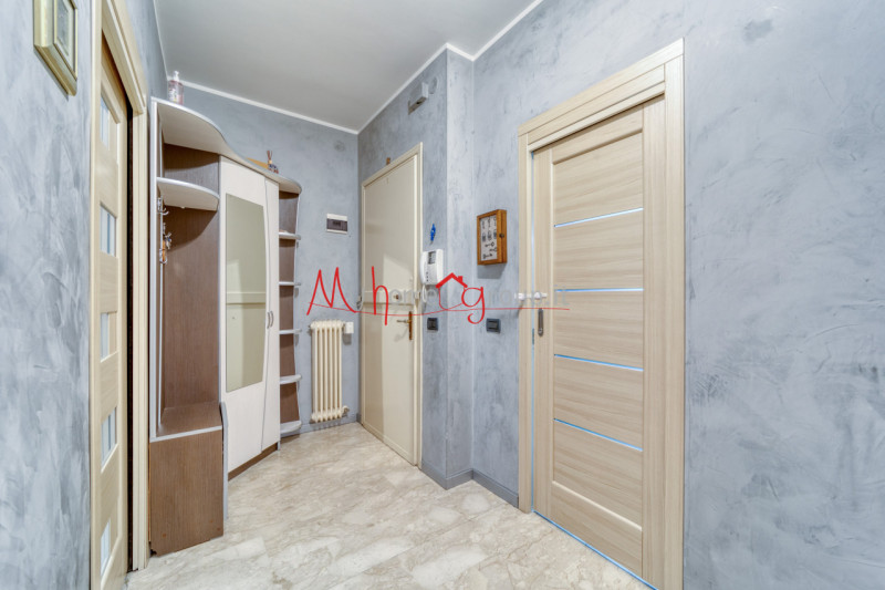 PADOVA ZONA MANDRIA: Appartamento ristrutturato con garage in zona servita

In contesto tranquill...