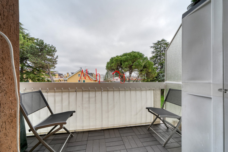 PADOVA ZONA MANDRIA: Appartamento ristrutturato con garage in zona servita

In contesto tranquill...