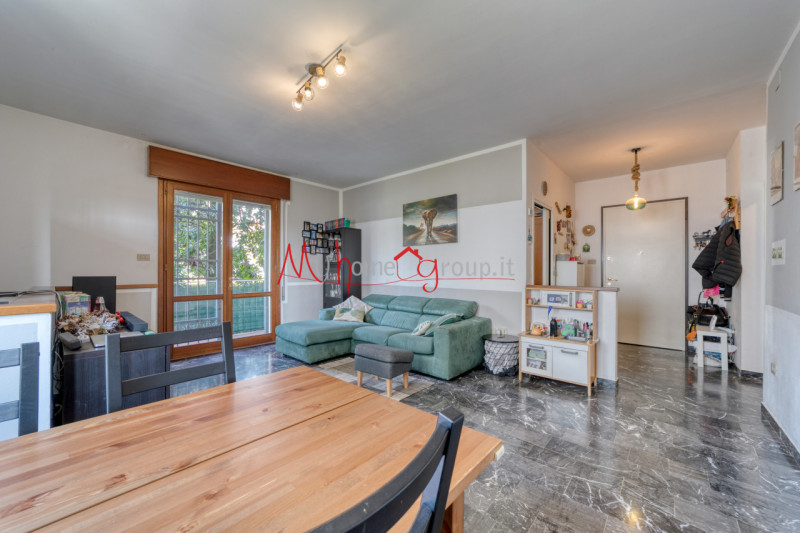 PADOVA ZONA PALTANA (Rif. A195P) - In una zona tranquilla e ben servita di Padova, proponiamo in ...