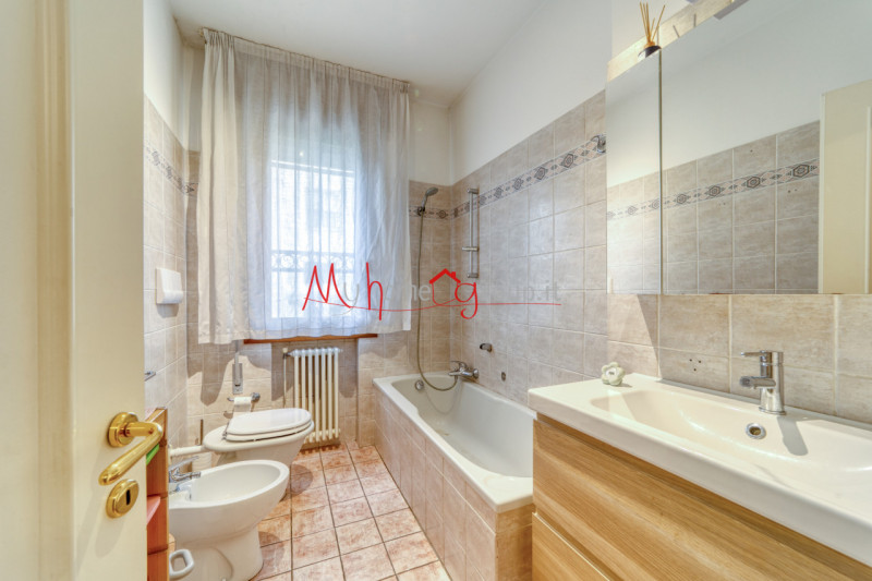 PADOVA ZONA PALTANA (Rif. A195P) - In una zona tranquilla e ben servita di Padova, proponiamo in ...