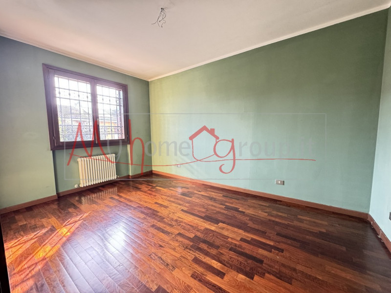 PADOVA ZONA MANDRIA - In zona interna e tranquilla, lontana da traffico e rumore, proponiamo casa...