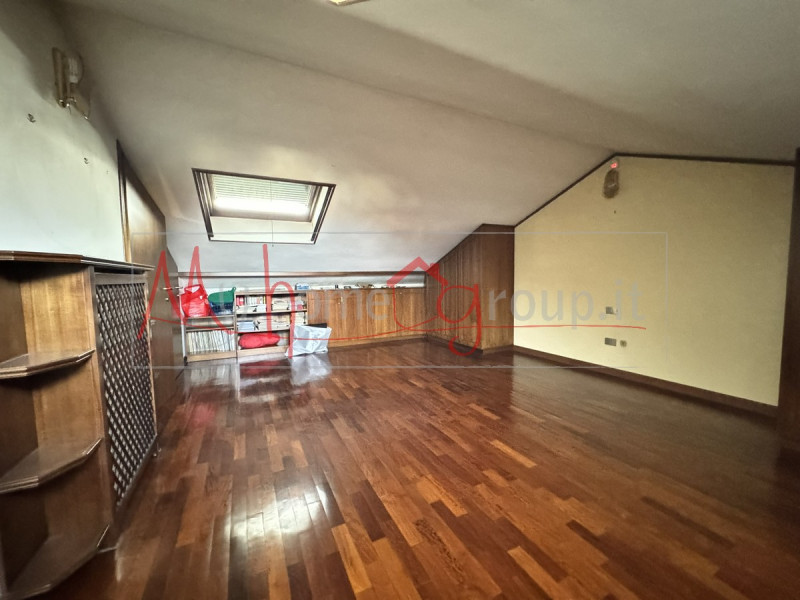 PADOVA ZONA MANDRIA - In zona interna e tranquilla, lontana da traffico e rumore, proponiamo casa...