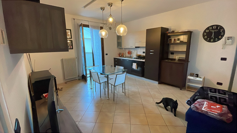 CAMPODORO posizione centralissima, recente complesso del 2008, 
BILOCALE ARREDATO  secondo ultimo...