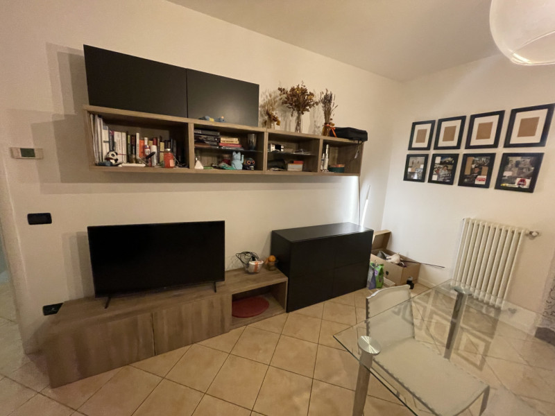 CAMPODORO posizione centralissima, recente complesso del 2008, 
BILOCALE ARREDATO  secondo ultimo...