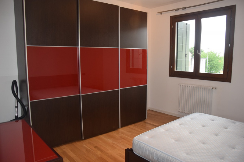 CAMPODORO posizione centralissima, recente complesso del 2008, 
BILOCALE ARREDATO  secondo ultimo...