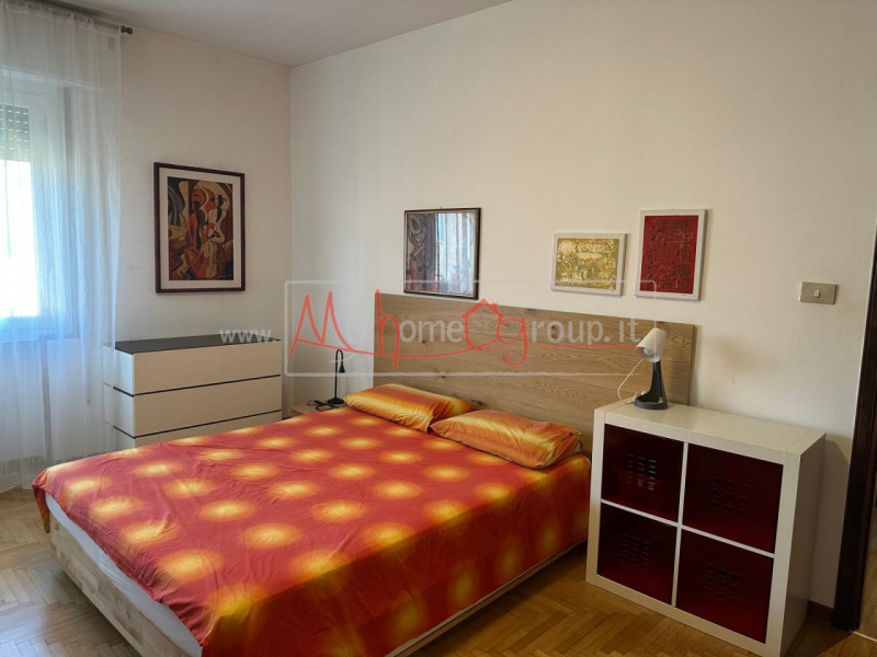 CHIESANUOVA: Stanza matrimoniale ad uso singolo in appartamento condiviso, composto di ingresso, ...