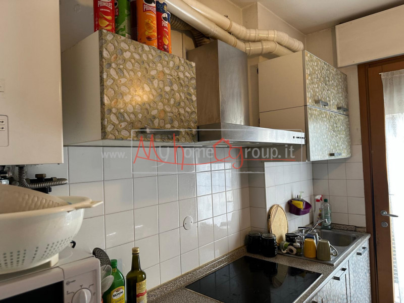 CHIESANUOVA: Stanza singola per studenti/lavoratori in appartamento condiviso al secondo piano. S...