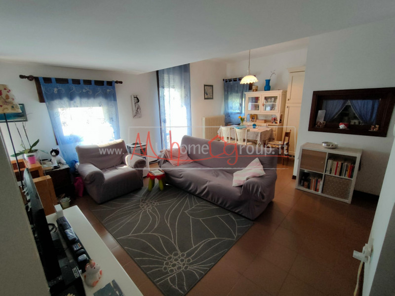 TENCAROLA - (Rif.A150-S) - Appartamento quadrilocale in bifamiliare con ingresso indipendente, si...