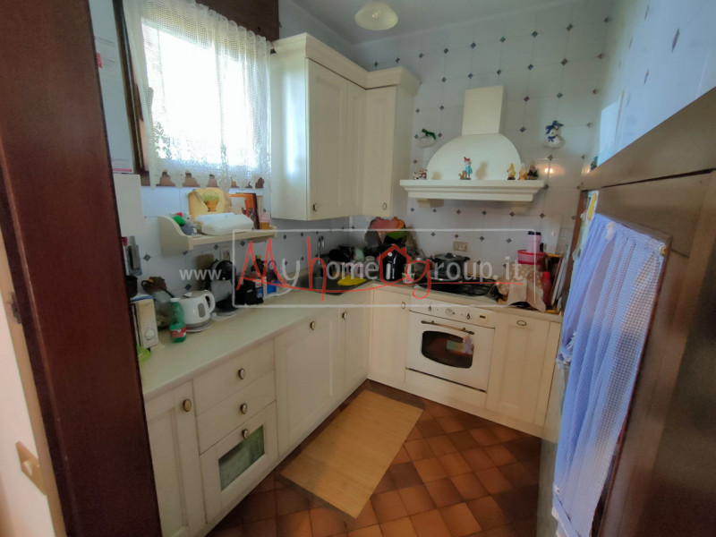 TENCAROLA - (Rif.A150-S) - Appartamento quadrilocale in bifamiliare con ingresso indipendente, si...