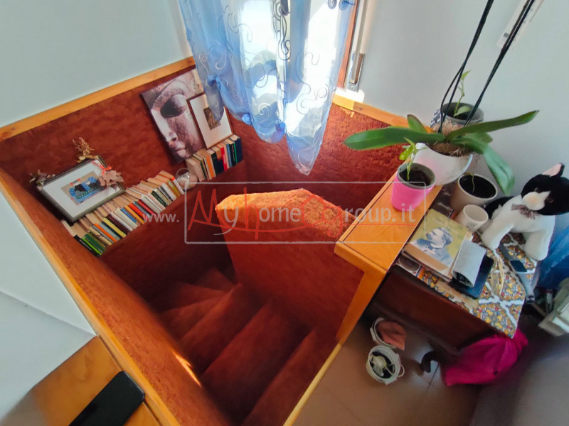 TENCAROLA - (Rif.A150-S) - Appartamento quadrilocale in bifamiliare con ingresso indipendente, si...