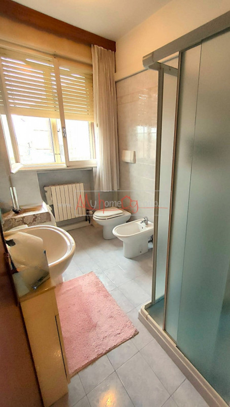 TENCAROLA - (Rif.A149-s) - proponiamo un ampio e ben tenuto appartamento quadrilocale in vendita....