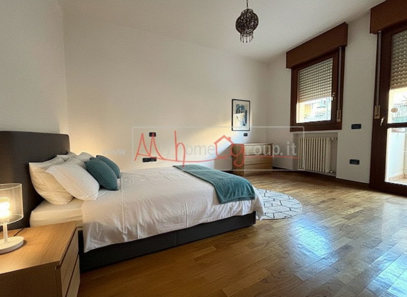 TENCAROLA - (Rif.A019-s) - In posizione centralissima nel quartiere di Tencarola,  proponiamo in ...