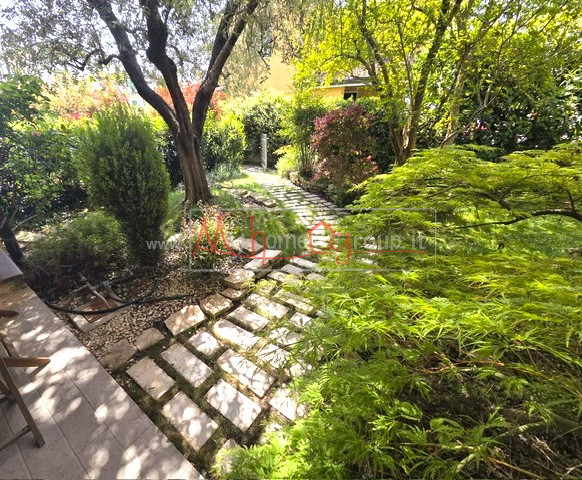 SELVAZZANO - (Rif. V492-s) - Proponiamo in vendita CON CONSEGNA MARZO 2027 porzione di villa a sc...