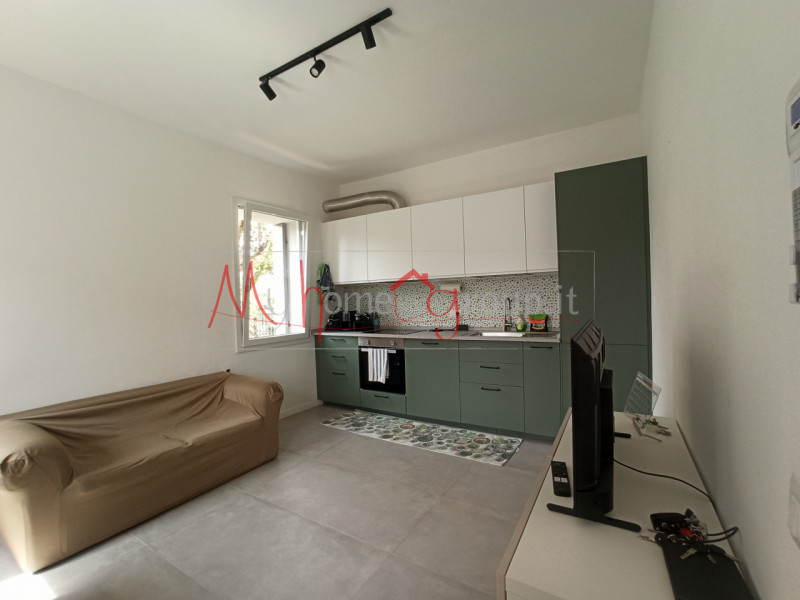 VOLTABAROZZO (STANZA09-R): In casa condivisa con altri due inquilini, disponibile da fine Aprile ...