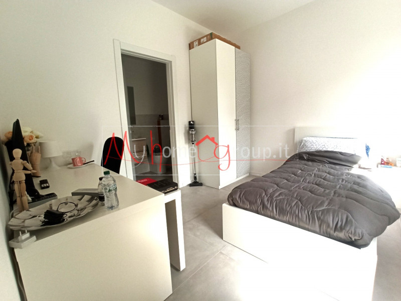 VOLTABAROZZO (STANZA09-R): In casa condivisa con altri due inquilini, disponibile da fine Aprile ...