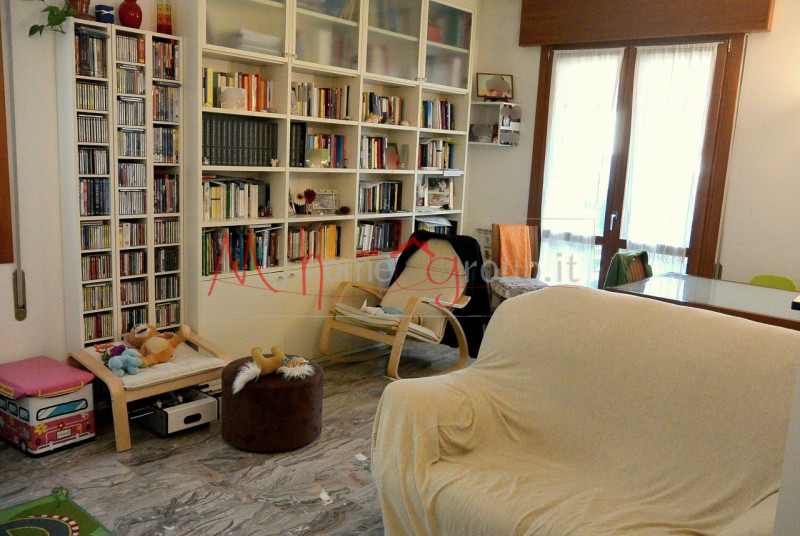 VOLTABAROZZO (RIF: A1603-R): In ottima posizione, su piccola palazzina di sole 6 unità, piano ria...